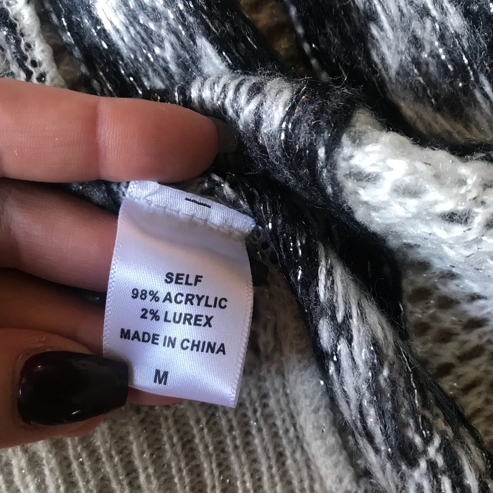 New Bobeau Sweater size M - Picture 6 of 7